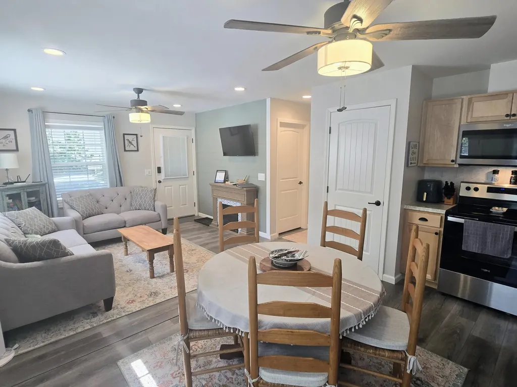 80 Ridgeway Circle Waterboro ME 04061