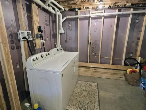 80 Ridgeway Circle Waterboro ME 04061