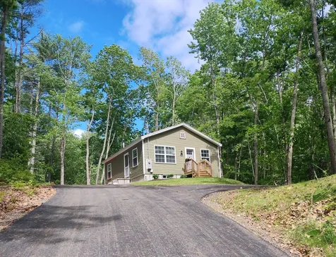 80 Ridgeway Circle Waterboro ME 04061