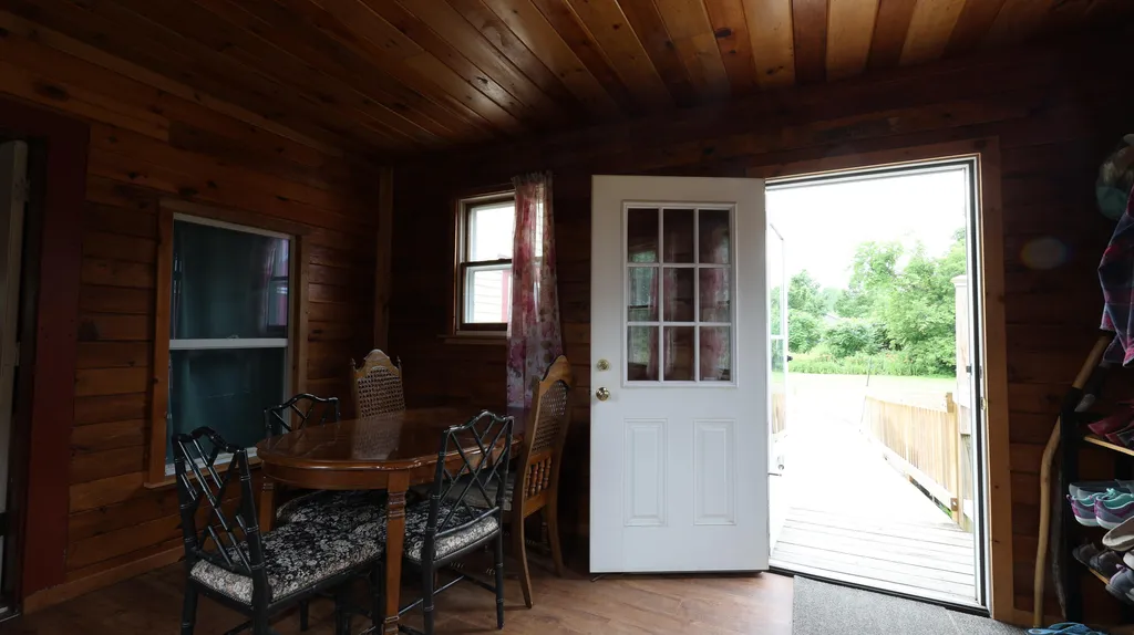 1146 Post Road Bowdoinham ME 04008
