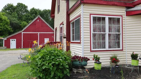 1146 Post Road Bowdoinham ME 04008
