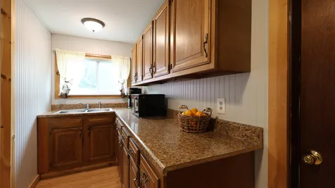 1146 Post Road Bowdoinham ME 04008