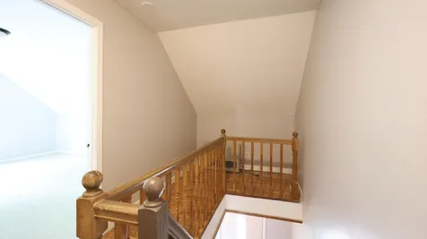 1146 Post Road Bowdoinham ME 04008