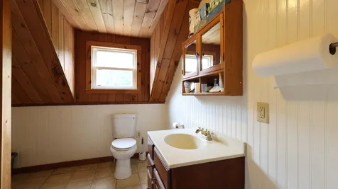 1146 Post Road Bowdoinham ME 04008