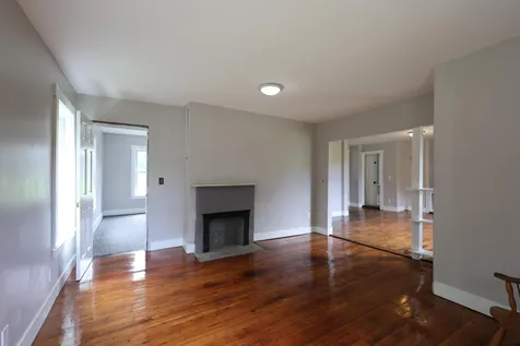 1146 Post Road Bowdoinham ME 04008