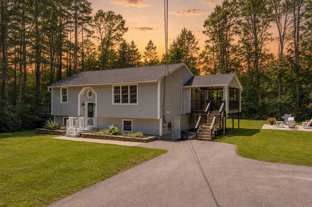 5 Davis Drive Saco ME 04072