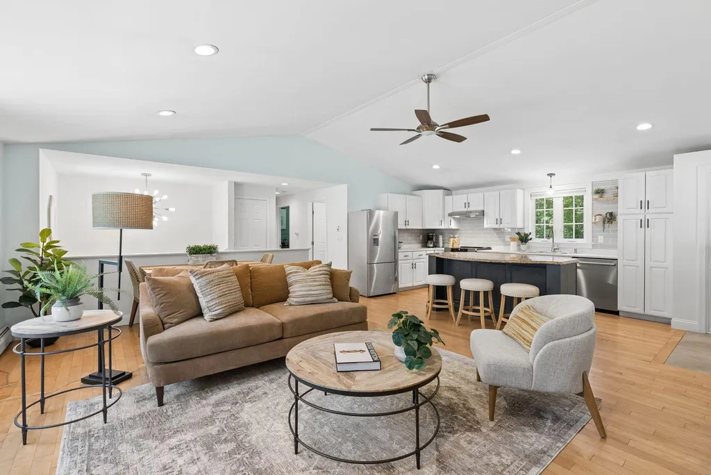 5 Davis Drive Saco ME 04072