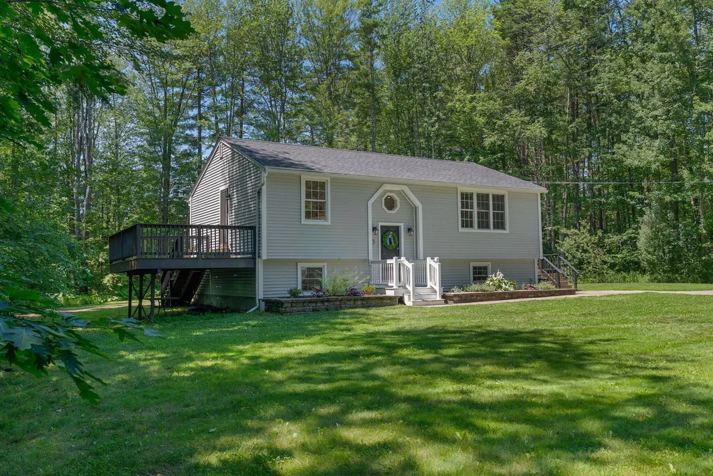 5 Davis Drive Saco ME 04072