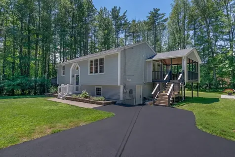 5 Davis Drive Saco ME 04072