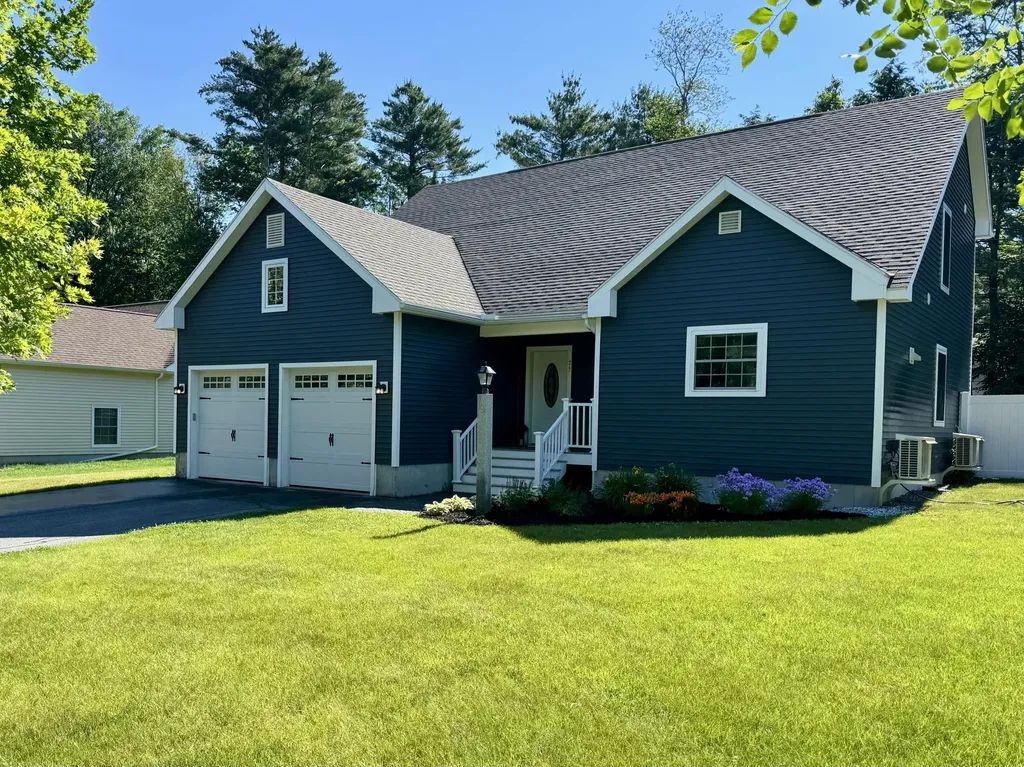 75 Forest Glen Lane Topsham ME 04086