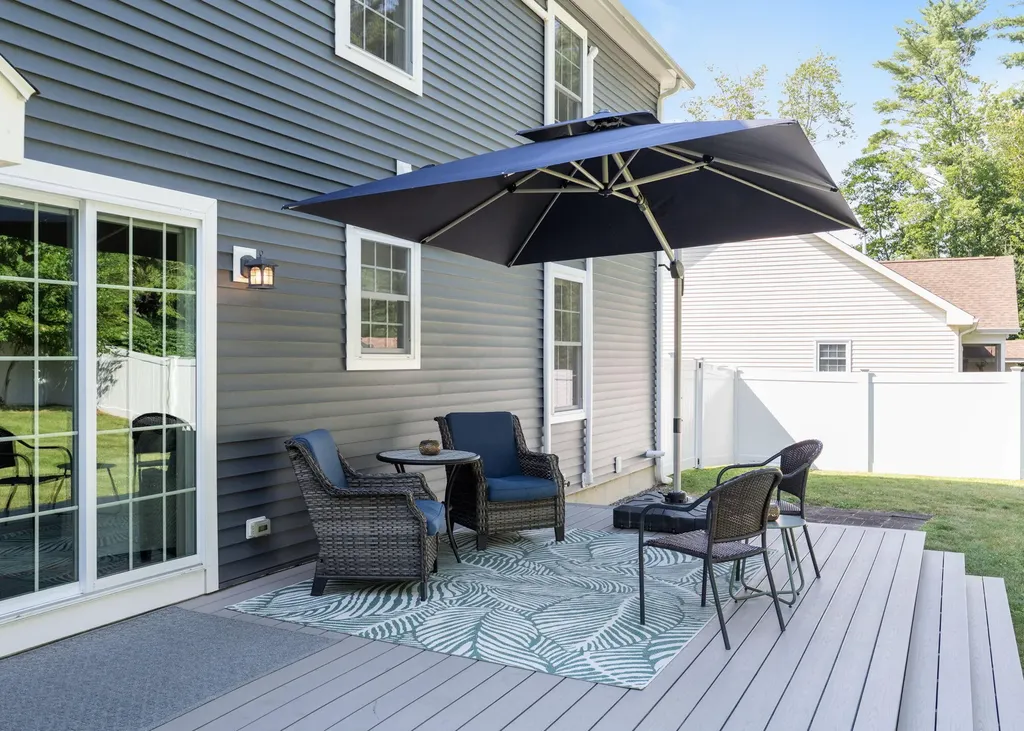 75 Forest Glen Lane Topsham ME 04086