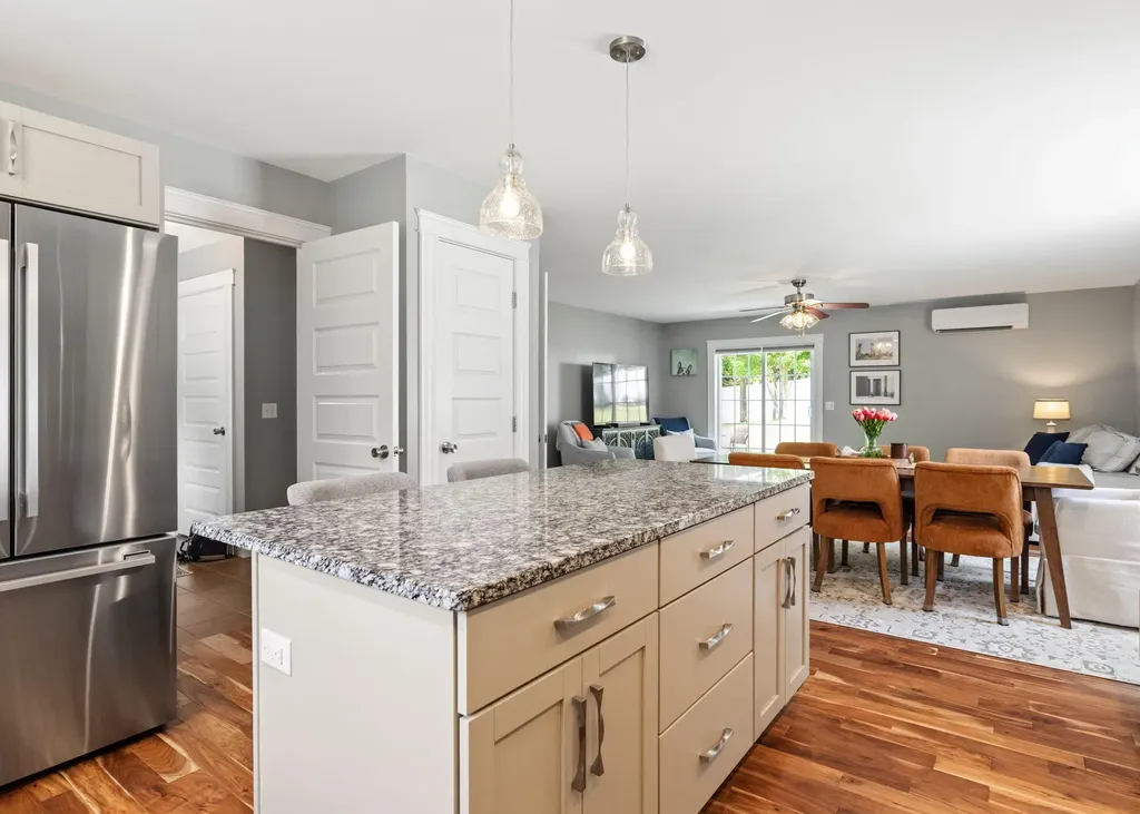 75 Forest Glen Lane Topsham ME 04086