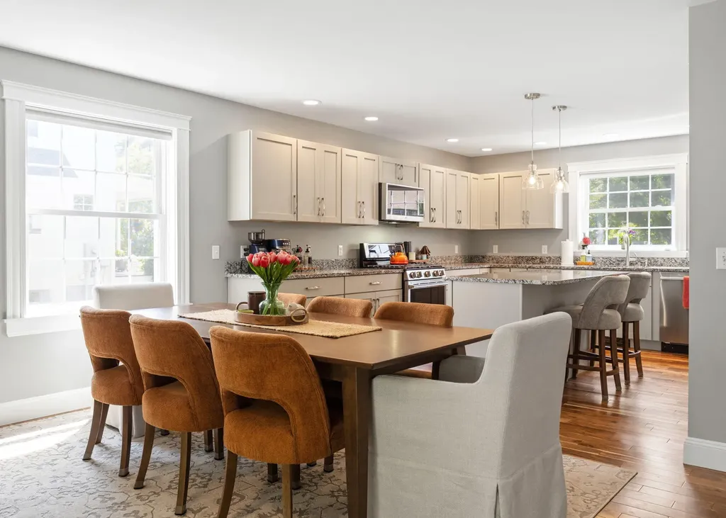 75 Forest Glen Lane Topsham ME 04086
