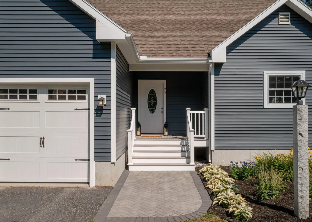 75 Forest Glen Lane Topsham ME 04086