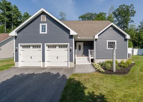 75 Forest Glen Lane Topsham ME 04086
