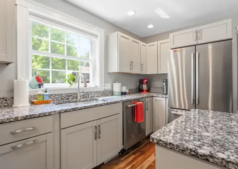 75 Forest Glen Lane Topsham ME 04086