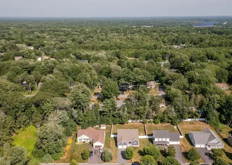 75 Forest Glen Lane Topsham ME 04086