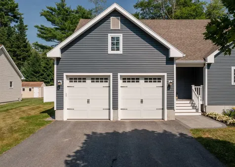 75 Forest Glen Lane Topsham ME 04086