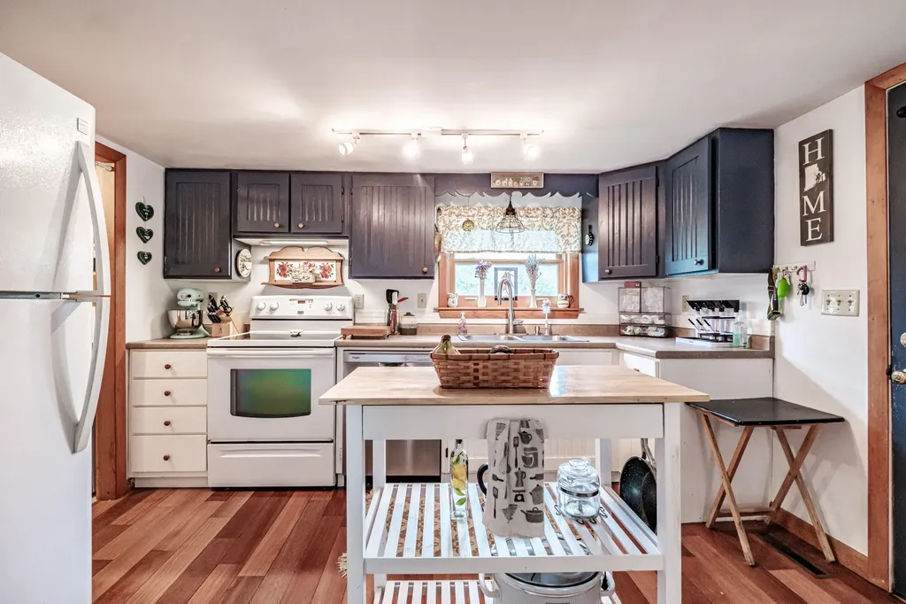 1023 Songo Pond Road Albany Twp ME 04217