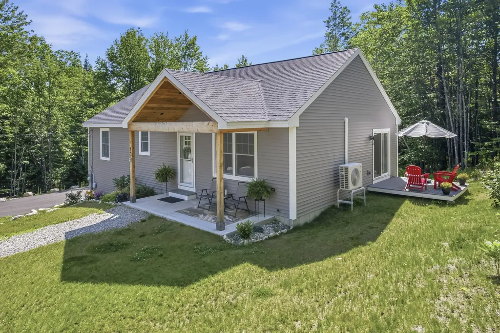 13 Jordan Lane Bridgton ME 04009