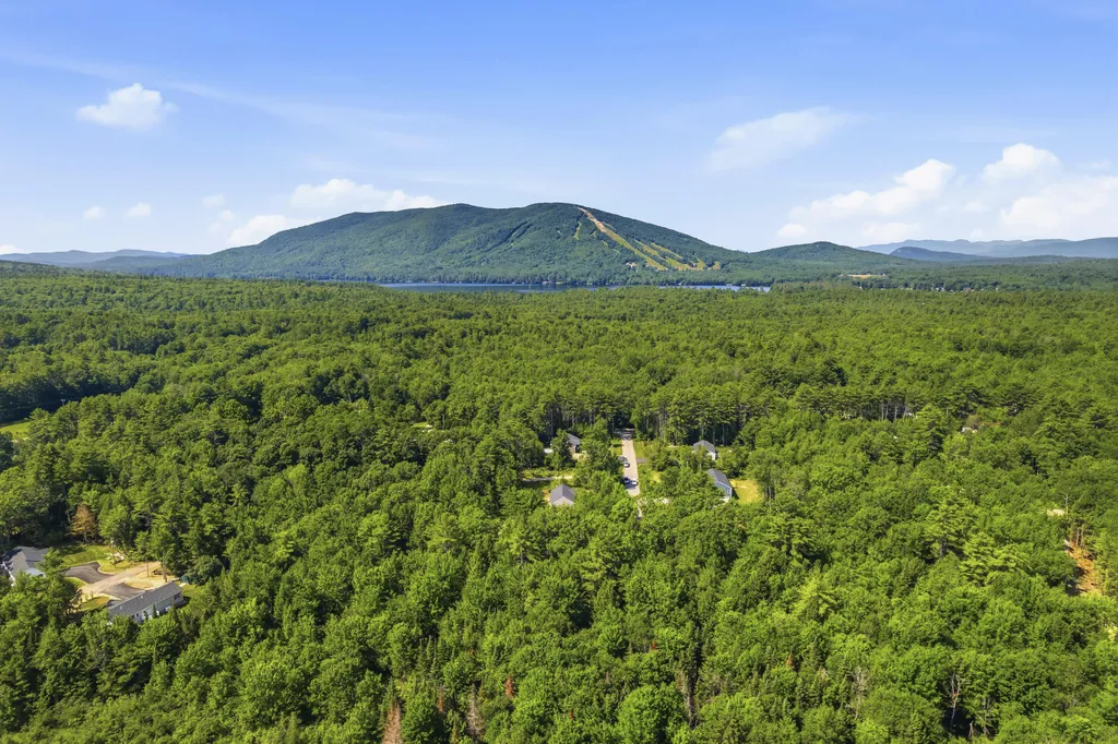 13 Jordan Lane Bridgton ME 04009