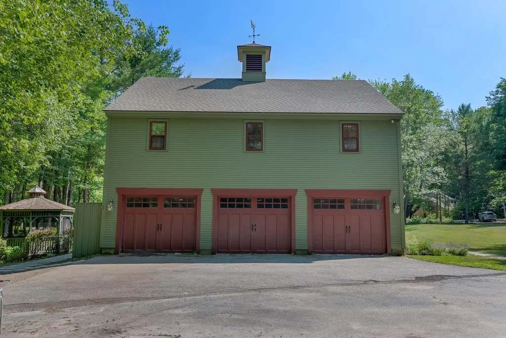 3 Fox Run Kennebunk ME 04043