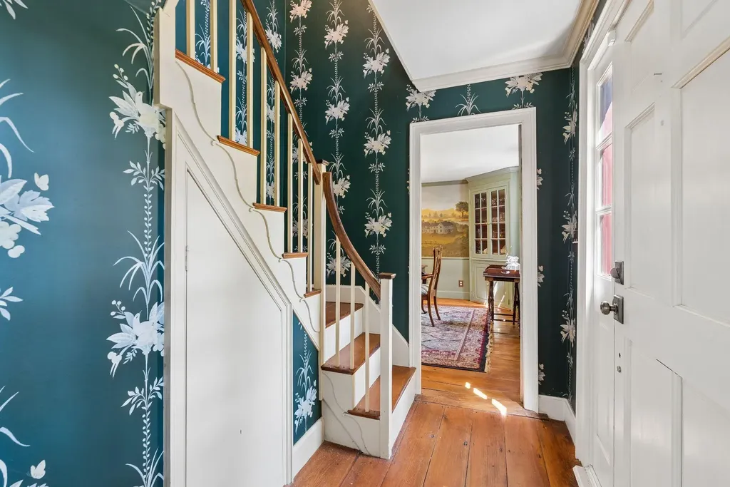 3 Fox Run Kennebunk ME 04043