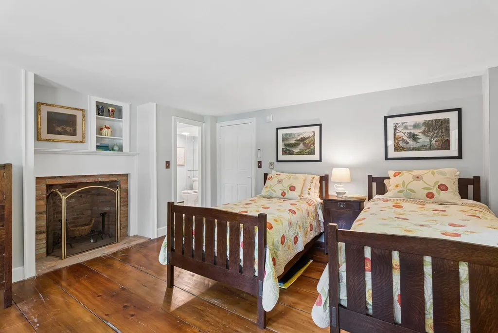 3 Fox Run Kennebunk ME 04043