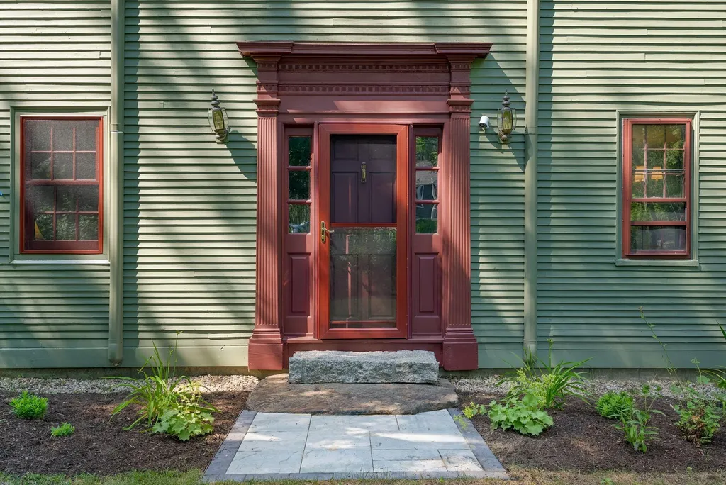3 Fox Run Kennebunk ME 04043