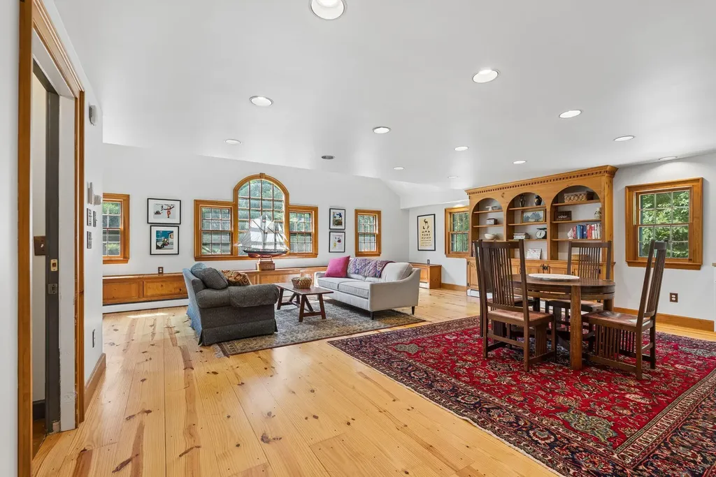 3 Fox Run Kennebunk ME 04043
