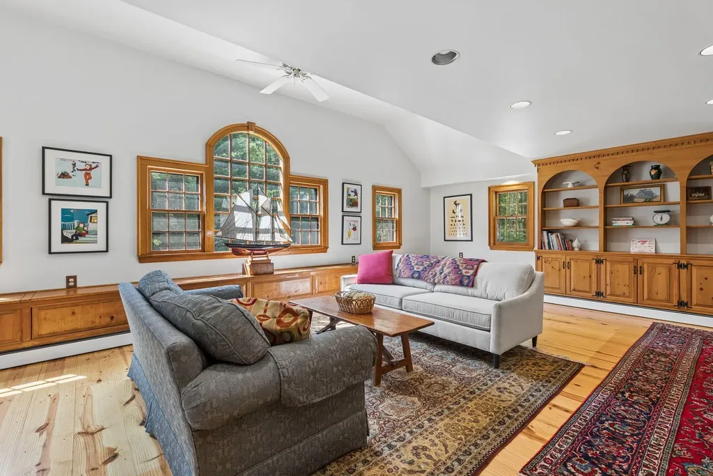 3 Fox Run Kennebunk ME 04043
