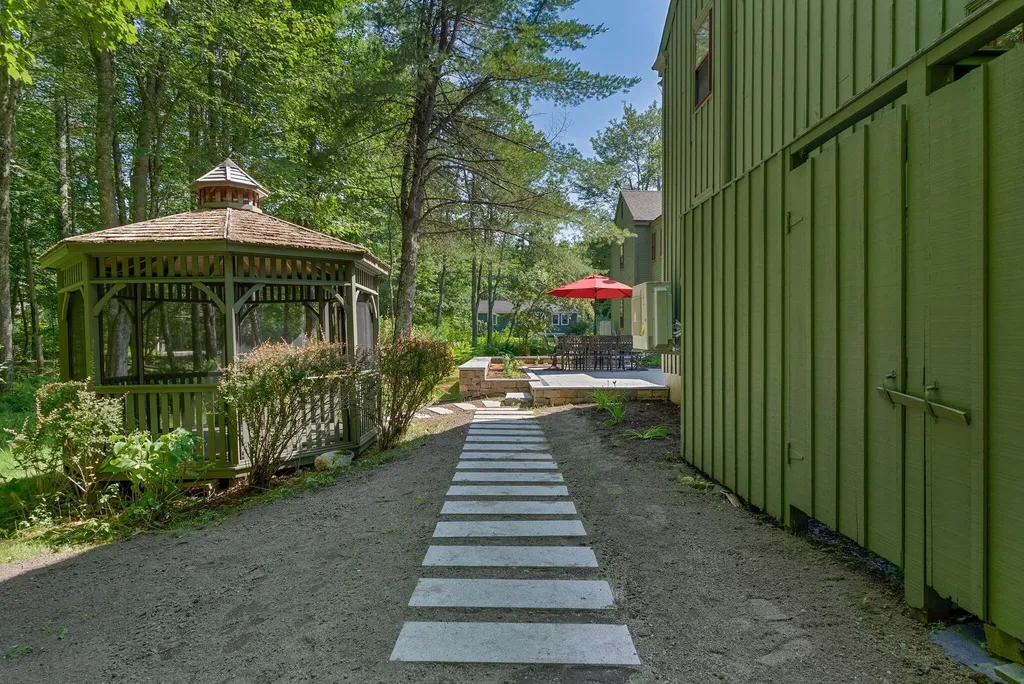 3 Fox Run Kennebunk ME 04043