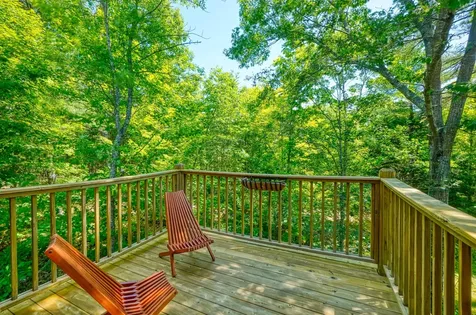 28 Abol Trail Pittston ME 04345