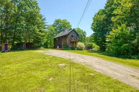 28 Abol Trail Pittston ME 04345