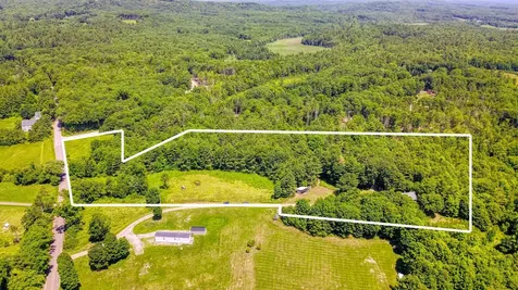 28 Abol Trail Pittston ME 04345