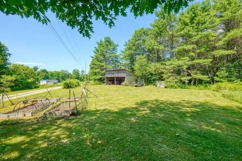 28 Abol Trail Pittston ME 04345