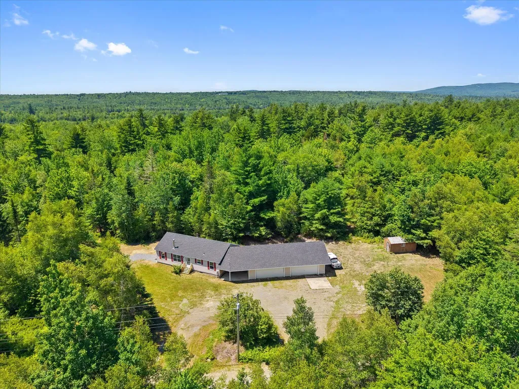 79 Upper Boggy Brook Way Ellsworth ME 04605