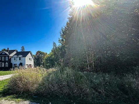 60 Constitution Avenue Hampden ME 04444
