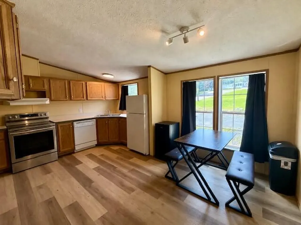 757 Main Street Madawaska ME 04756