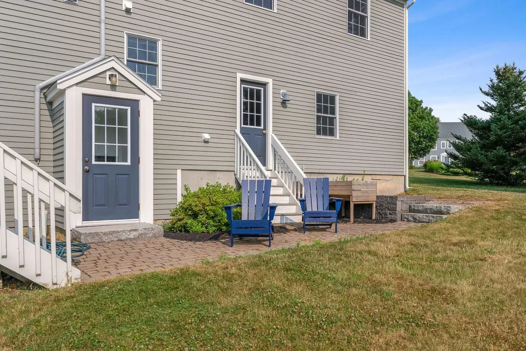 13 Crestview Drive South Portland ME 04106