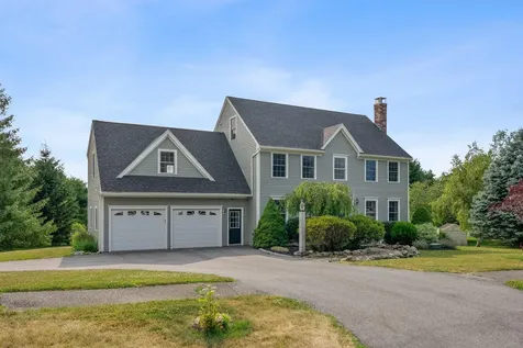 13 Crestview Drive South Portland ME 04106