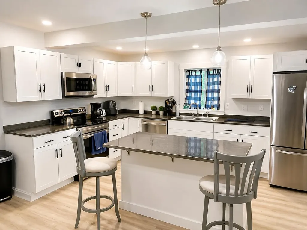 122 Whitney Street Auburn ME 04210
