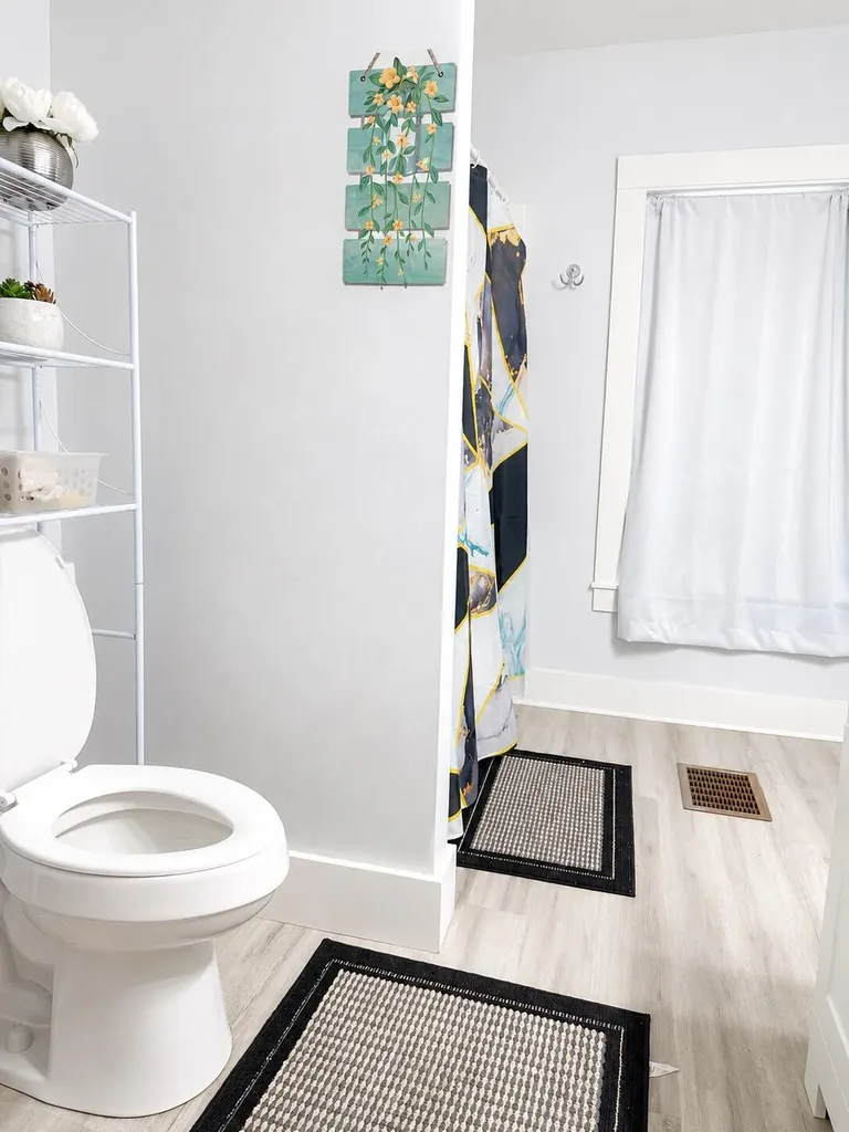 122 Whitney Street Auburn ME 04210