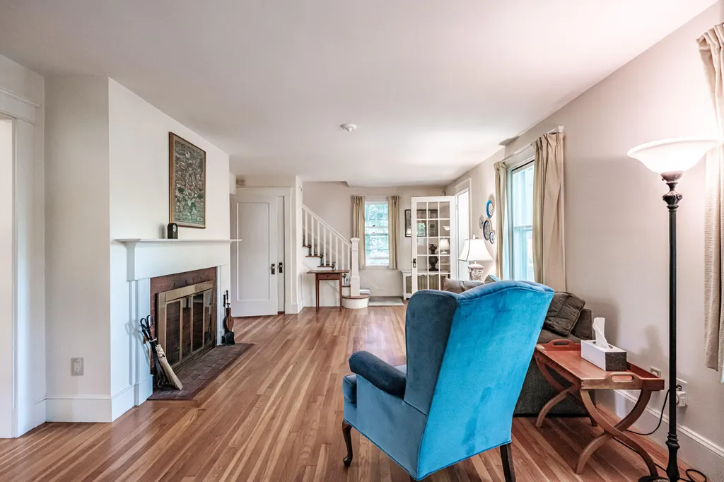 72 Stonybrook Road Cape Elizabeth ME 04107