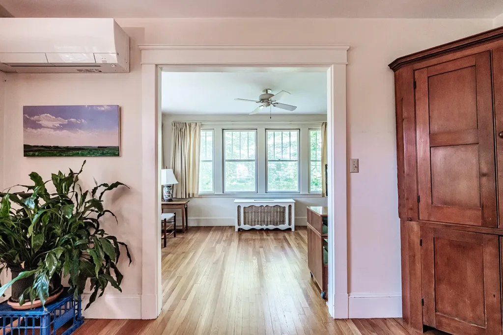 72 Stonybrook Road Cape Elizabeth ME 04107
