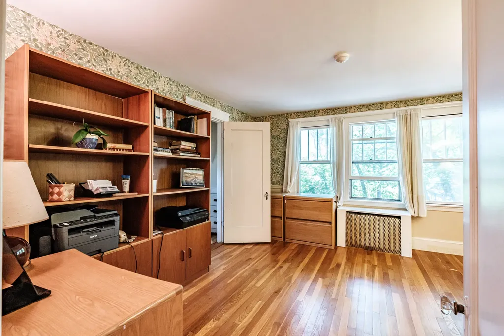72 Stonybrook Road Cape Elizabeth ME 04107