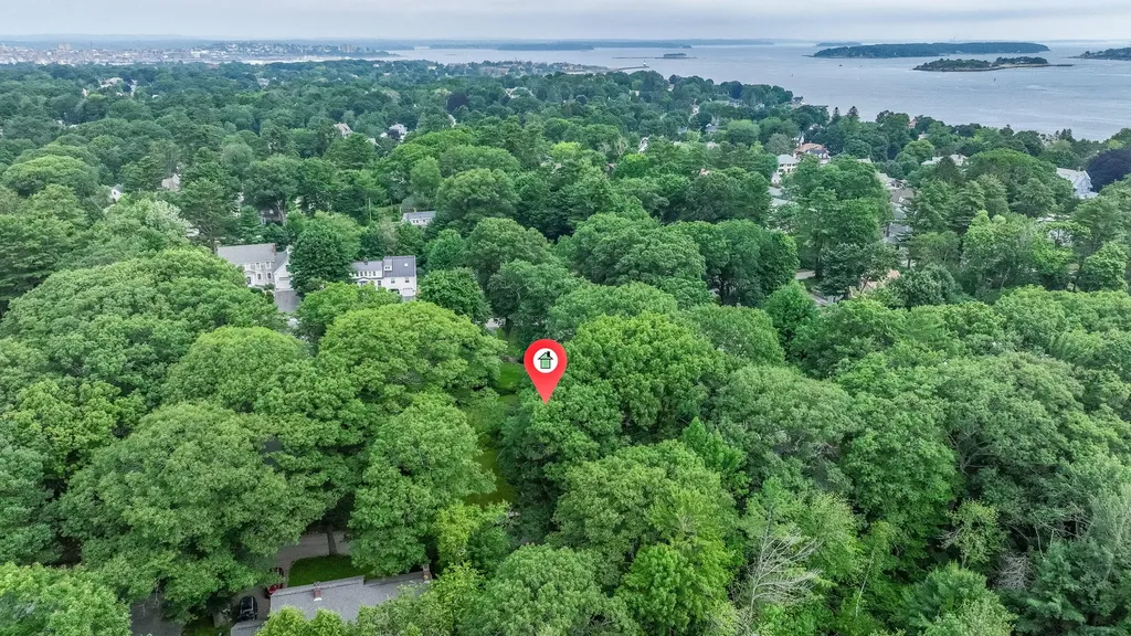 72 Stonybrook Road Cape Elizabeth ME 04107