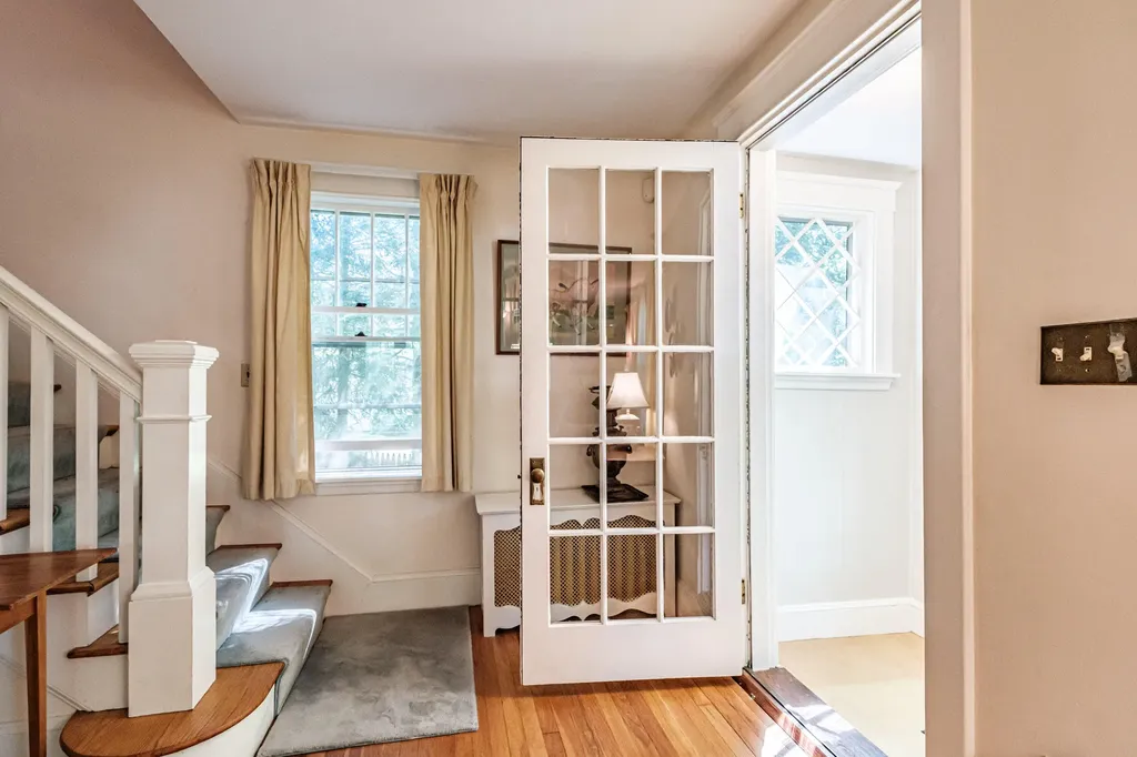 72 Stonybrook Road Cape Elizabeth ME 04107