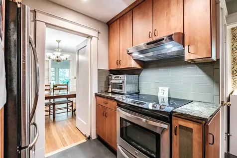 72 Stonybrook Road Cape Elizabeth ME 04107