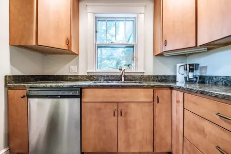 72 Stonybrook Road Cape Elizabeth ME 04107
